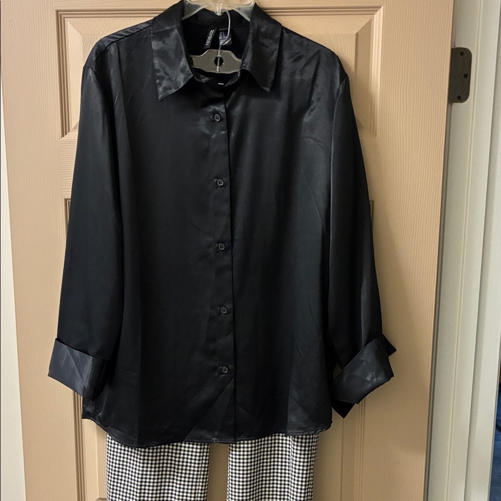 Divided H&M Black Satin Button-Up Blouse